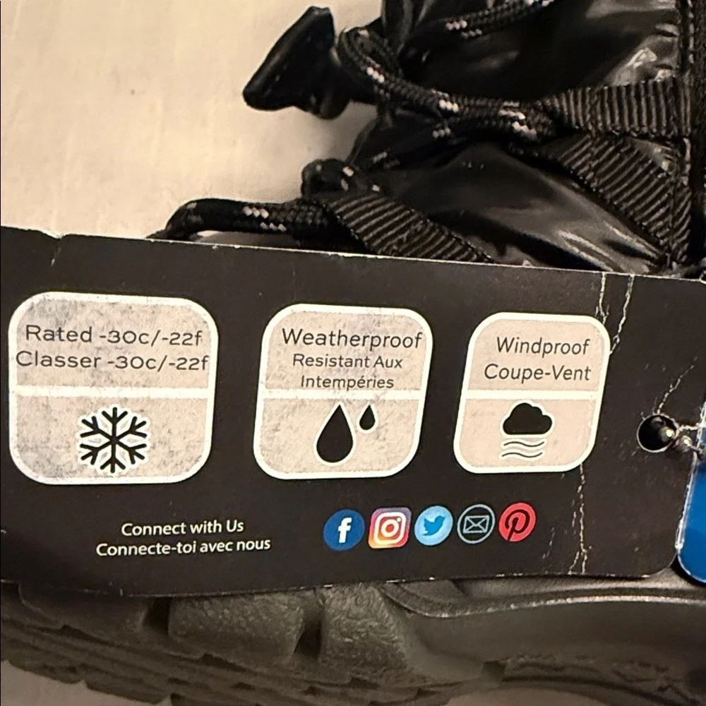 Santana Canada Black Winter Boots Size 6 NWT